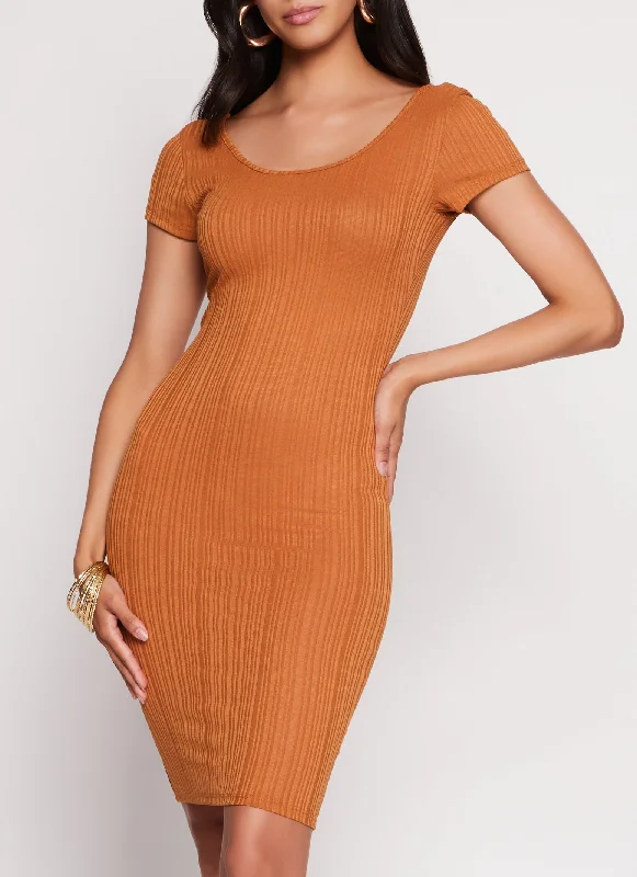 Ribbed Scoop Neck Short Sleeve Dress